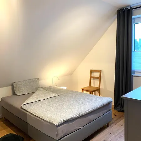 Haus Spatzenblick - Gesamte Im Einzelhaus Lägenhet Uetersen